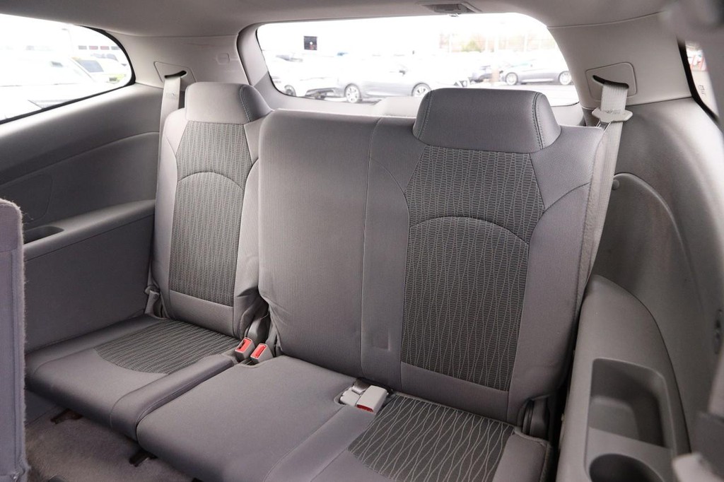 Chevrolet Traverse Vehicle Full-screen Gallery Image 10