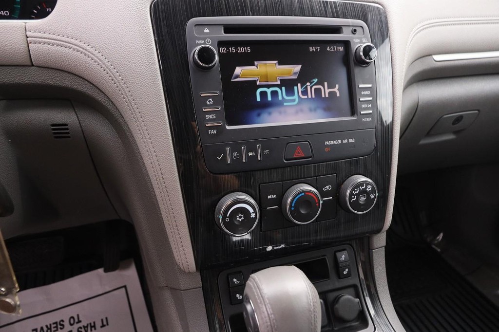 Chevrolet Traverse Vehicle Full-screen Gallery Image 15