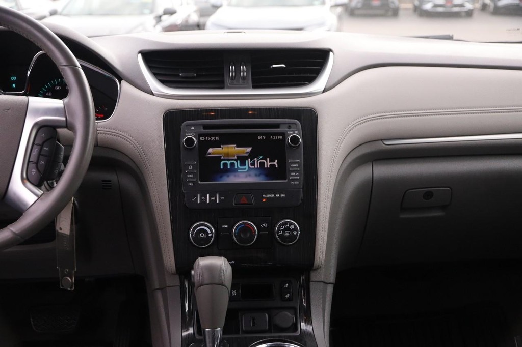 Chevrolet Traverse Vehicle Full-screen Gallery Image 24