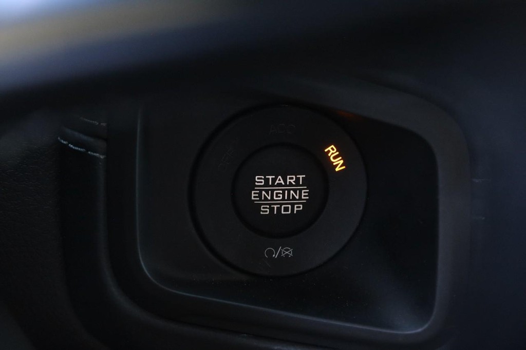 Jeep Wrangler 4xe Vehicle Full-screen Gallery Image 14