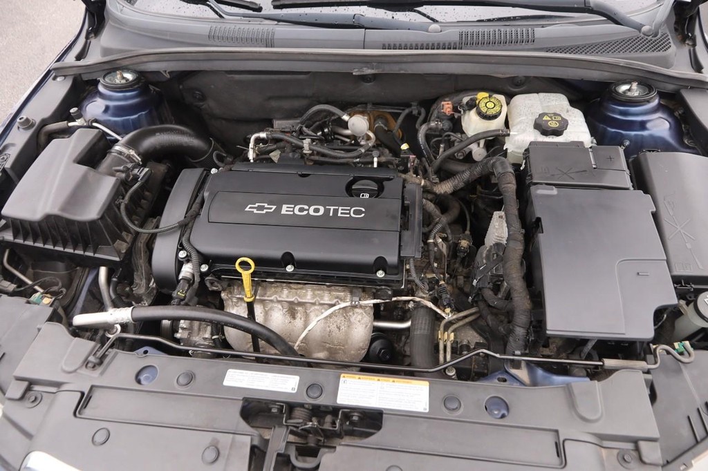 Chevrolet Cruze Vehicle Full-screen Gallery Image 22