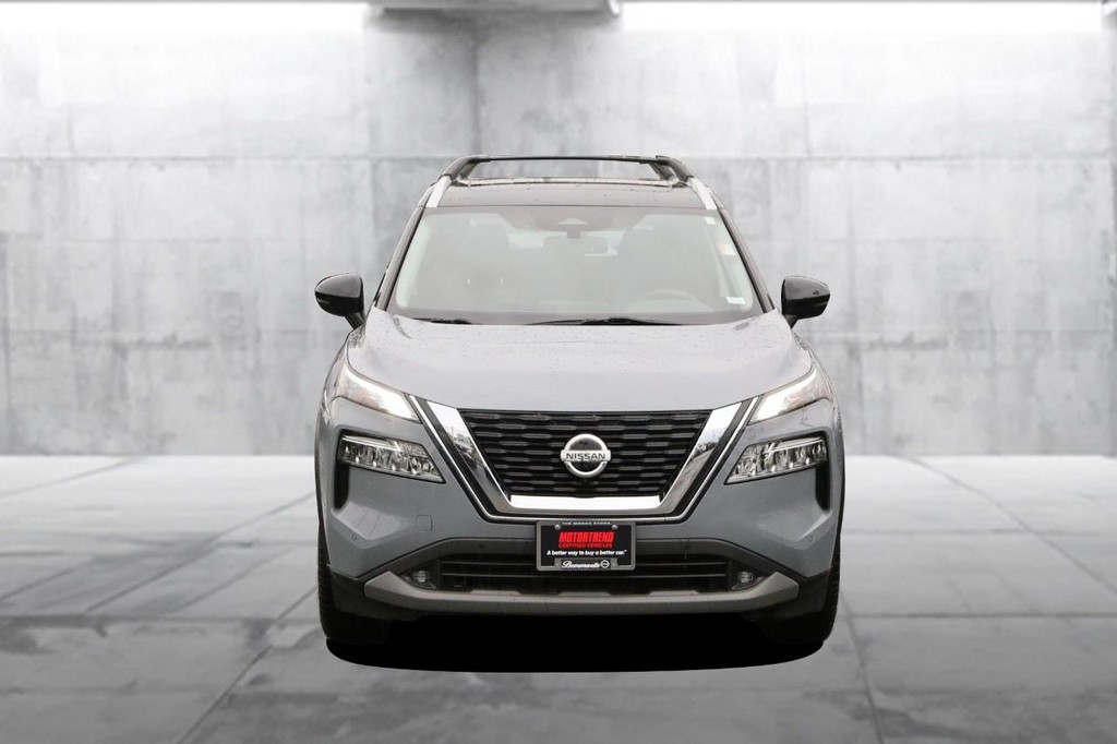 Nissan Rogue Vehicle Image 04