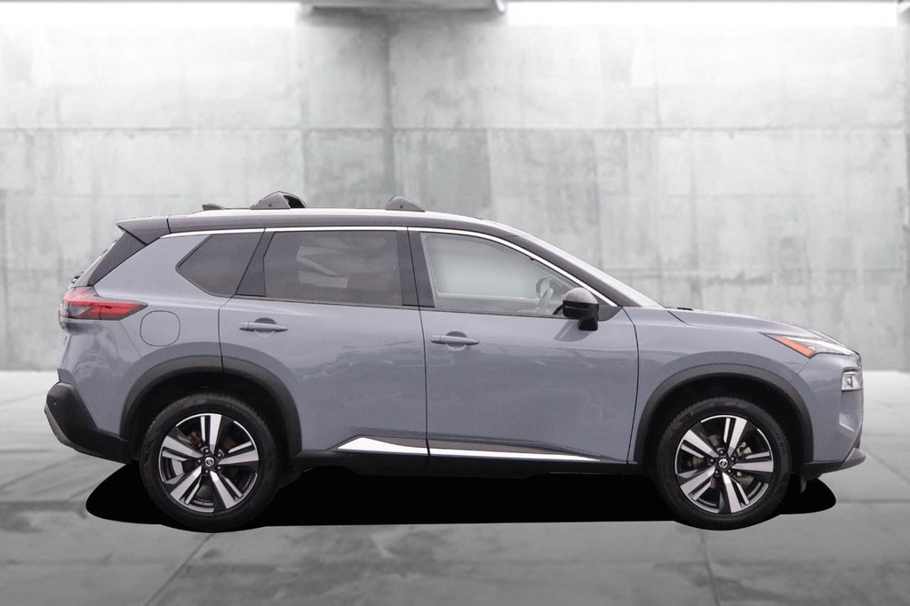 Nissan Rogue Vehicle Image 05