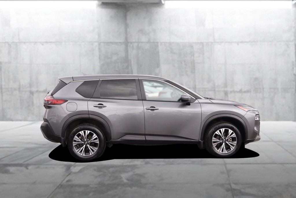 Nissan Rogue Vehicle Image 05