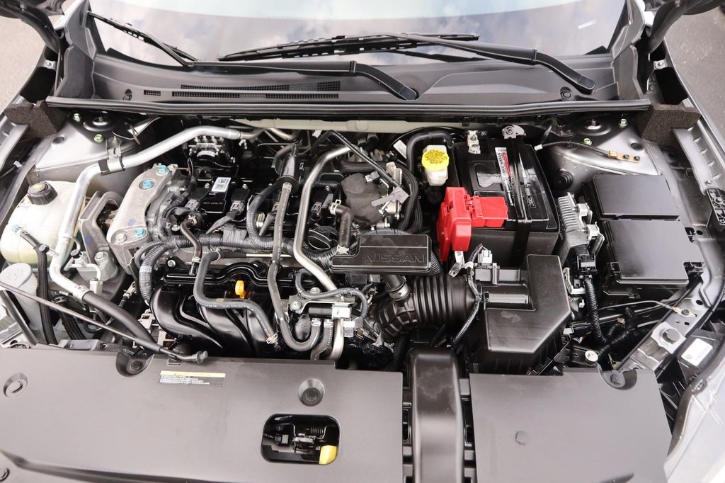 Nissan Sentra Vehicle Image 27
