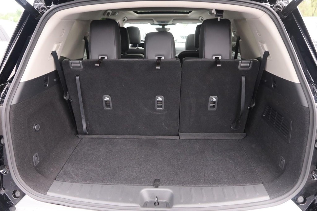 Nissan Pathfinder Vehicle Image 07