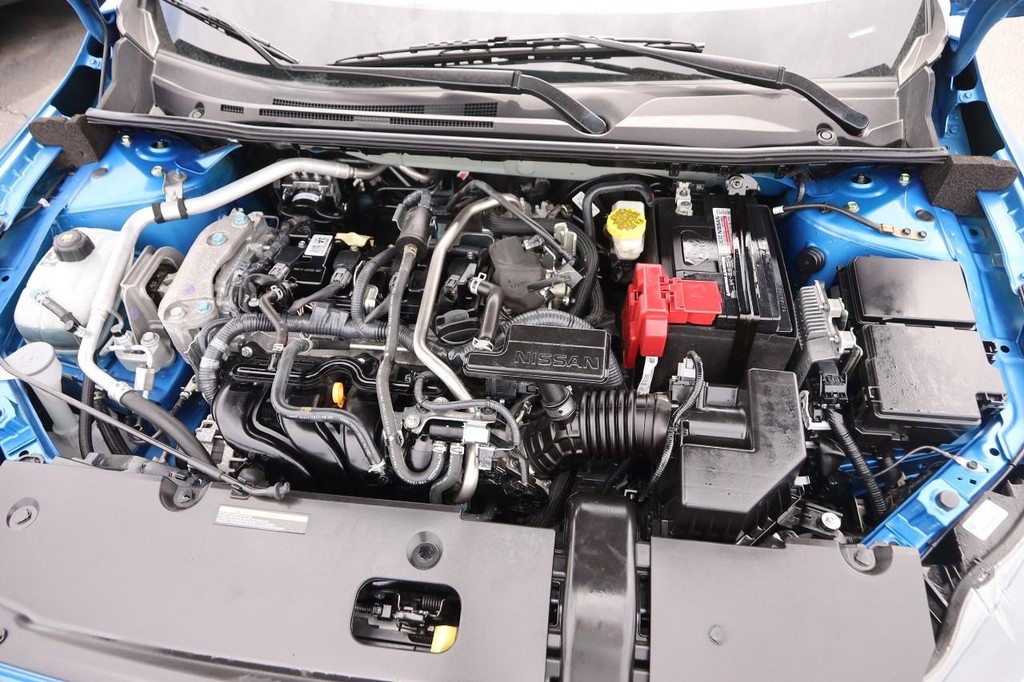 Nissan Sentra Vehicle Image 28