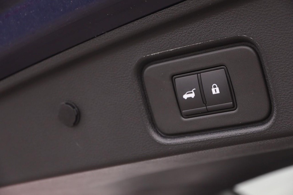 Nissan Pathfinder Vehicle Image 08