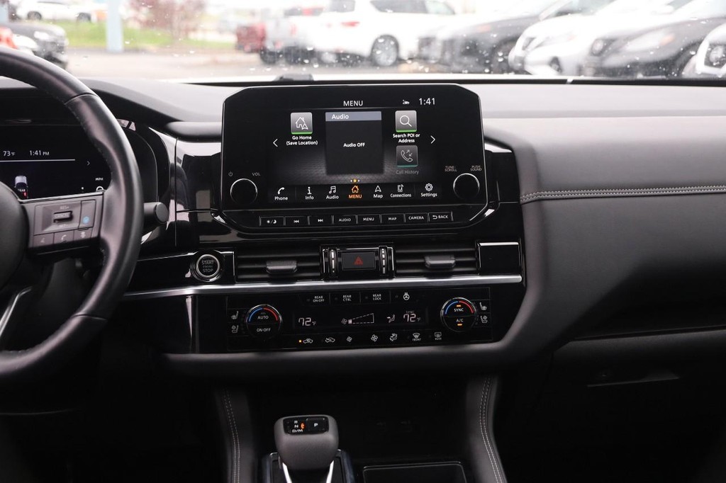 Nissan Pathfinder Vehicle Image 27