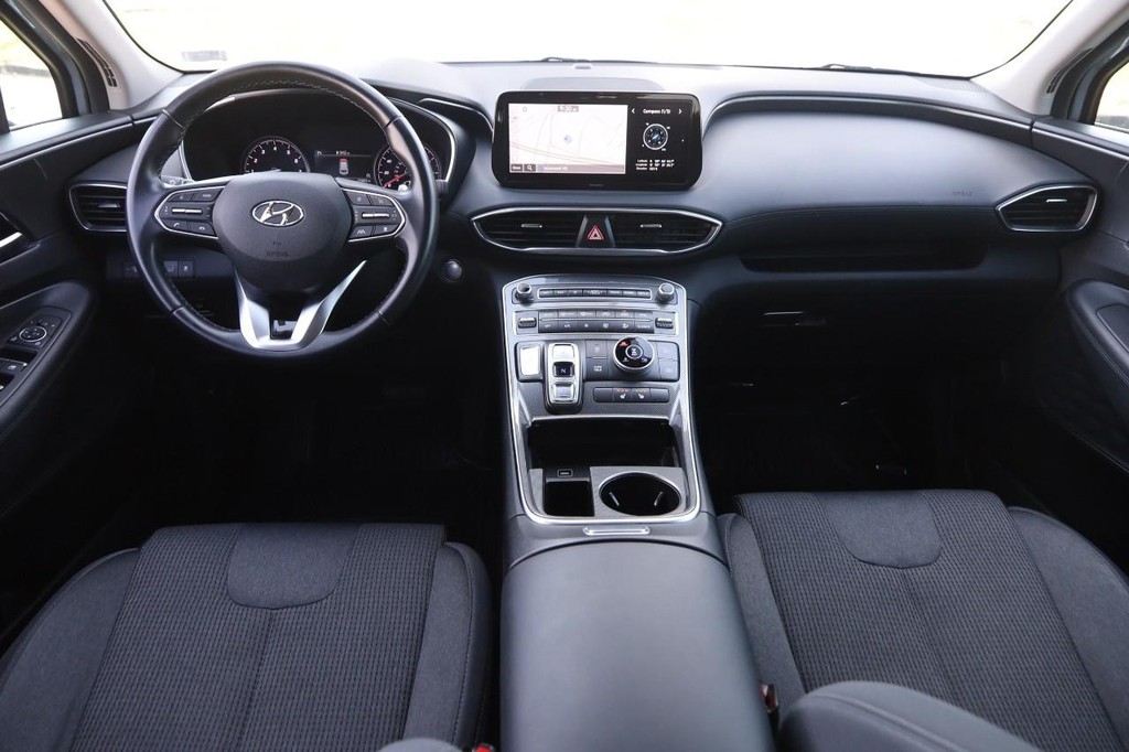 Hyundai Santa Fe Vehicle Image 23