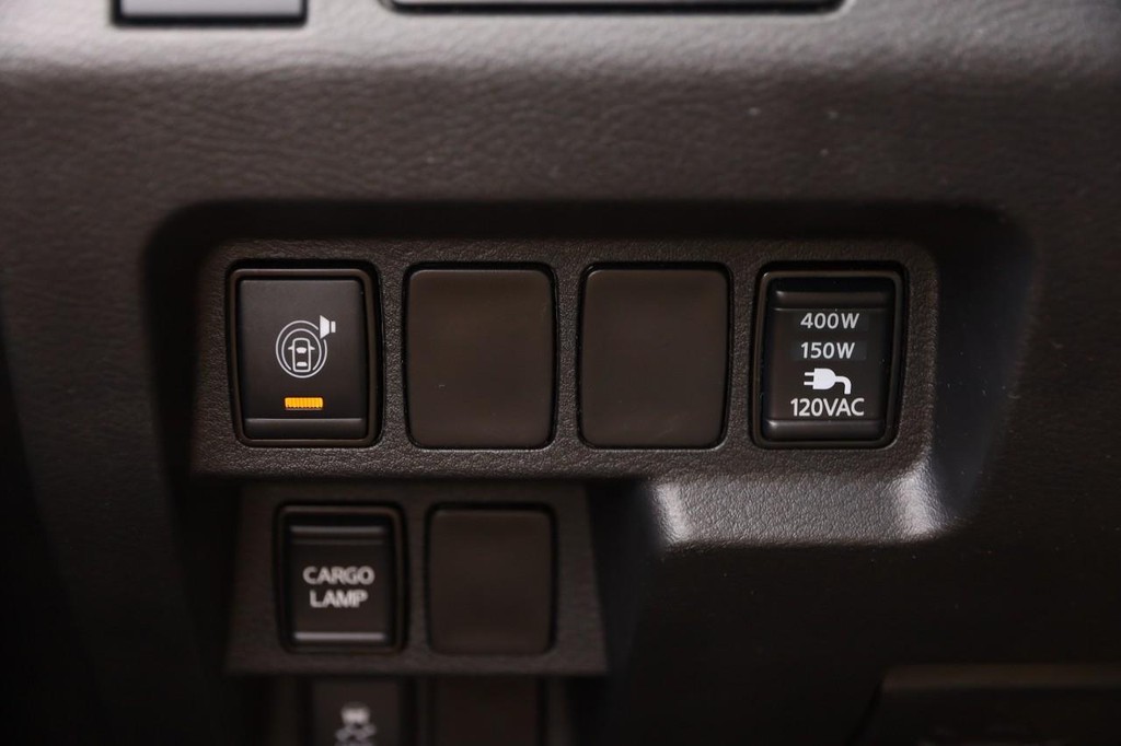 Nissan Frontier Vehicle Image 21