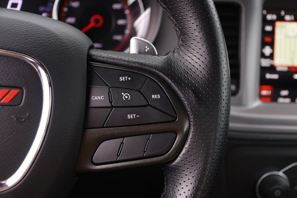 Dodge Charger Vehicle Full-screen Gallery Image 13