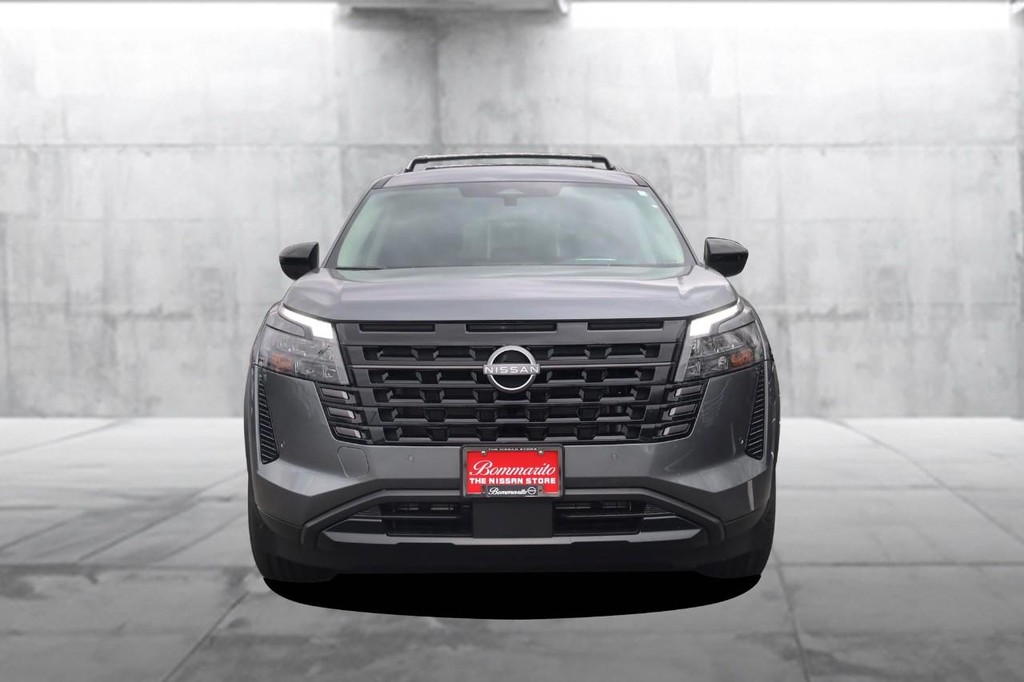 Nissan Pathfinder Vehicle Image 04