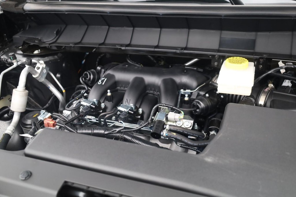 Nissan Pathfinder Vehicle Image 25