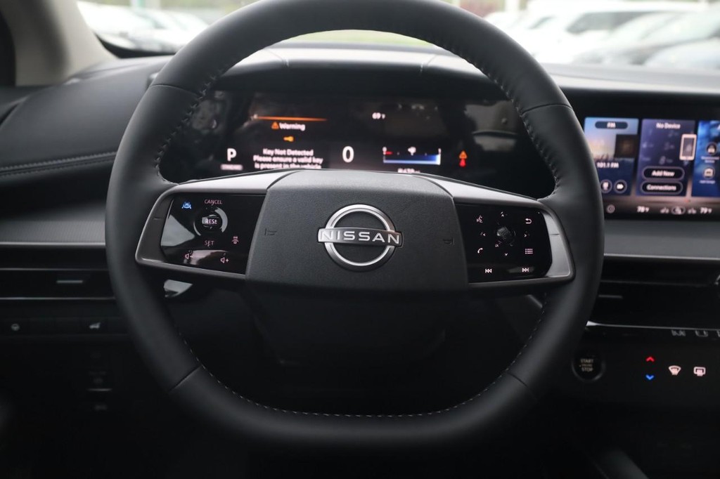 Nissan Murano Vehicle Image 08