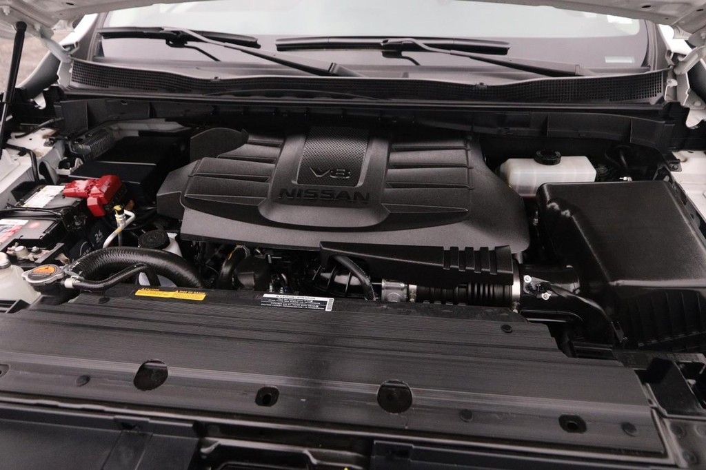 Nissan Titan Vehicle Image 29