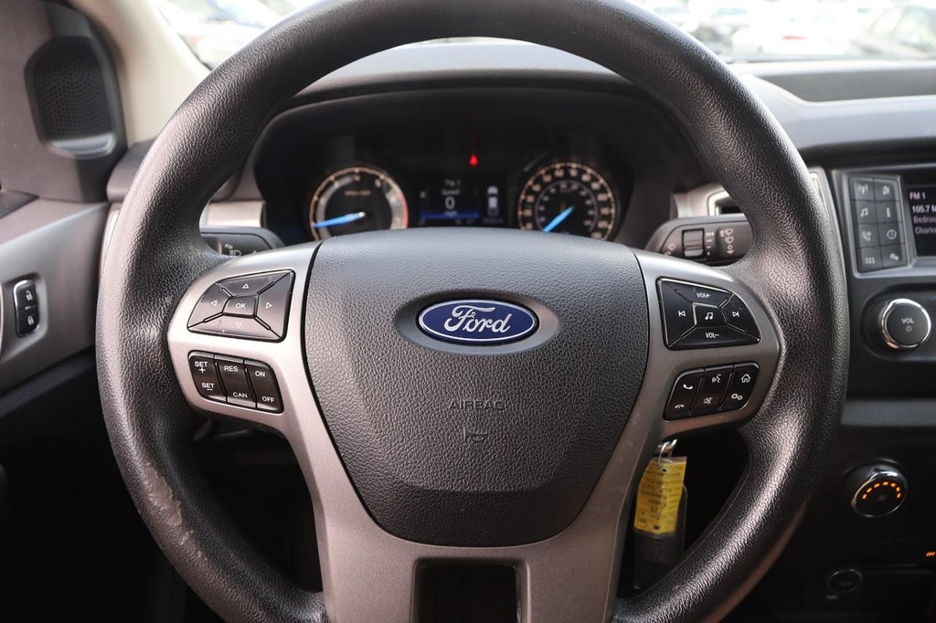 Ford Ranger Vehicle Full-screen Gallery Image 12