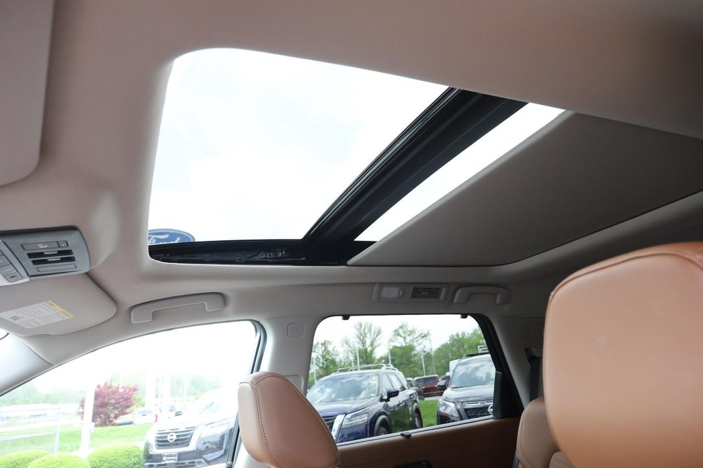 Ford Ranger Vehicle Full-screen Gallery Image 25