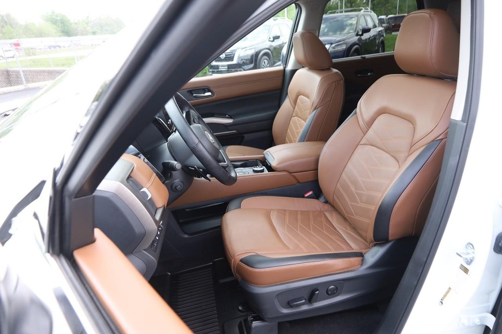 Ford Ranger Vehicle Full-screen Gallery Image 26