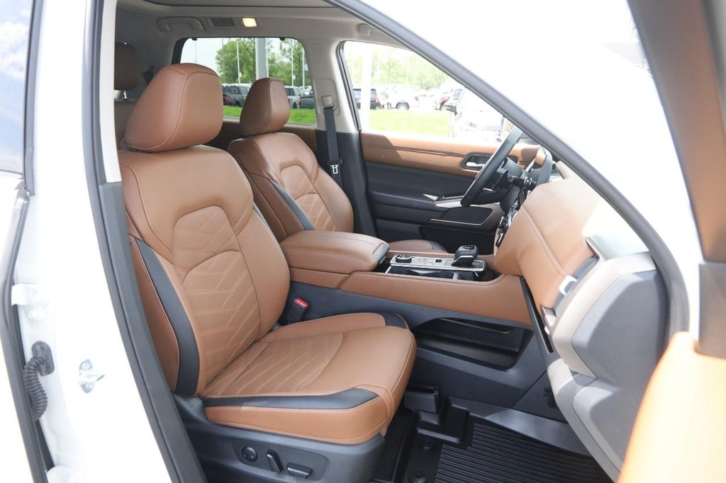 Ford Ranger Vehicle Full-screen Gallery Image 45