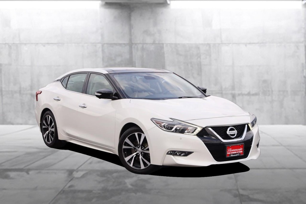 Nissan Maxima Vehicle Image 02