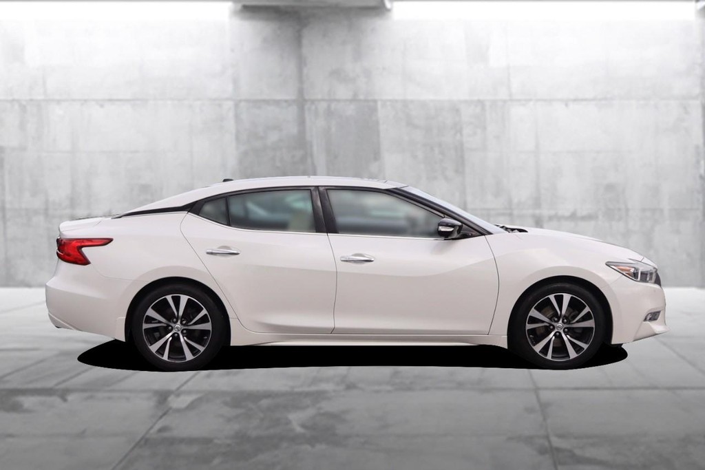 Nissan Maxima Vehicle Image 05
