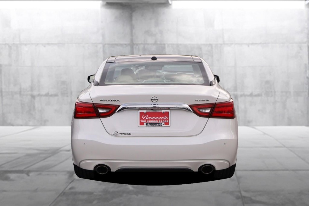 Nissan Maxima Vehicle Image 06