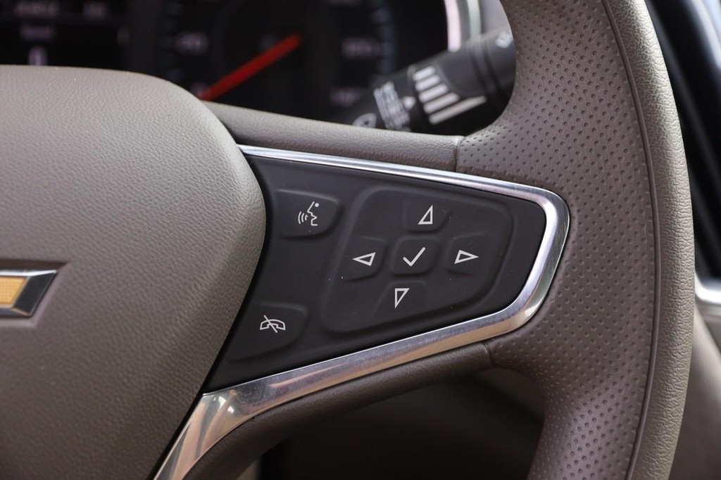 Chevrolet Malibu Vehicle Image 12