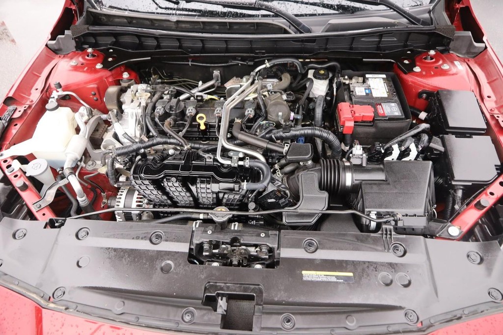 Nissan Altima Vehicle Image 28