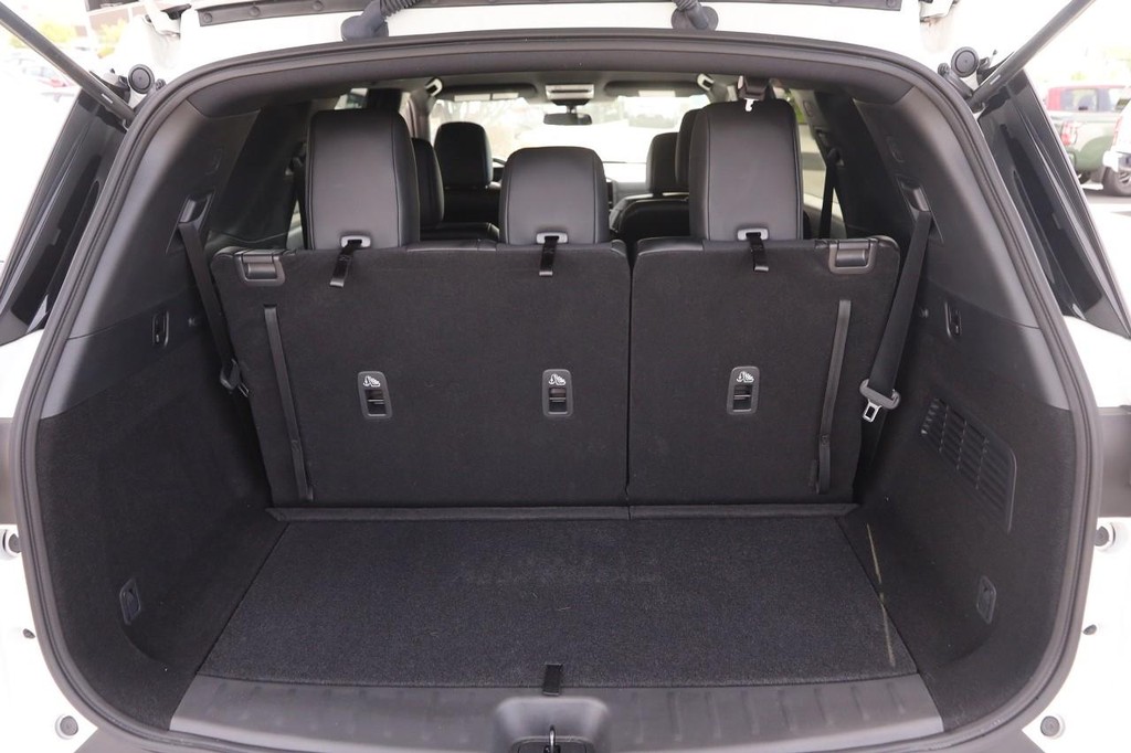Nissan Pathfinder Vehicle Image 07