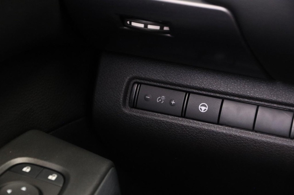 Nissan Pathfinder Vehicle Image 21