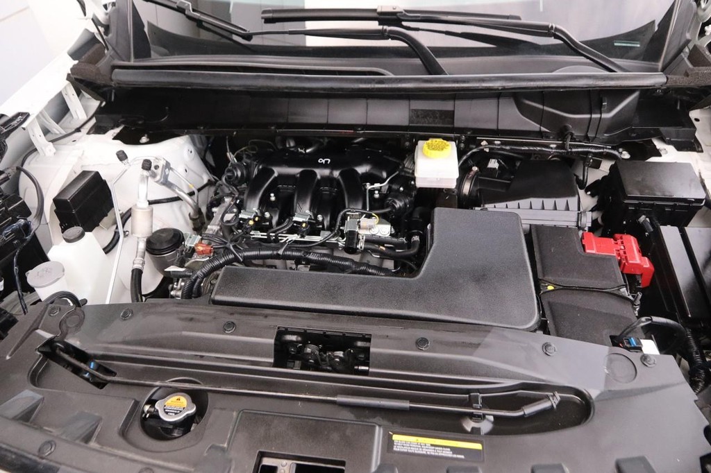 Nissan Pathfinder Vehicle Image 28