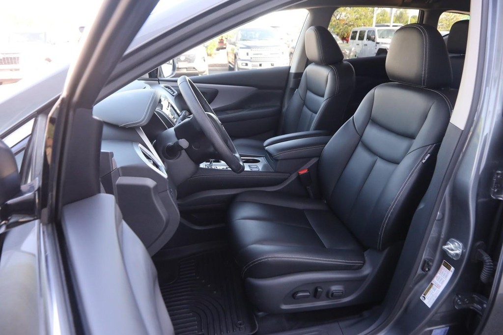 Nissan Murano Vehicle Image 08