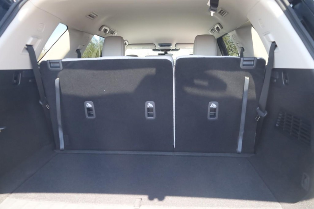 Nissan Pathfinder Vehicle Image 24