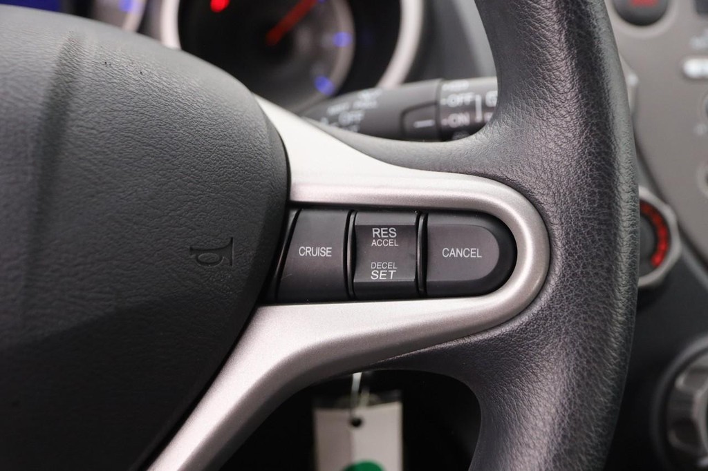 Honda Fit Vehicle Image 11