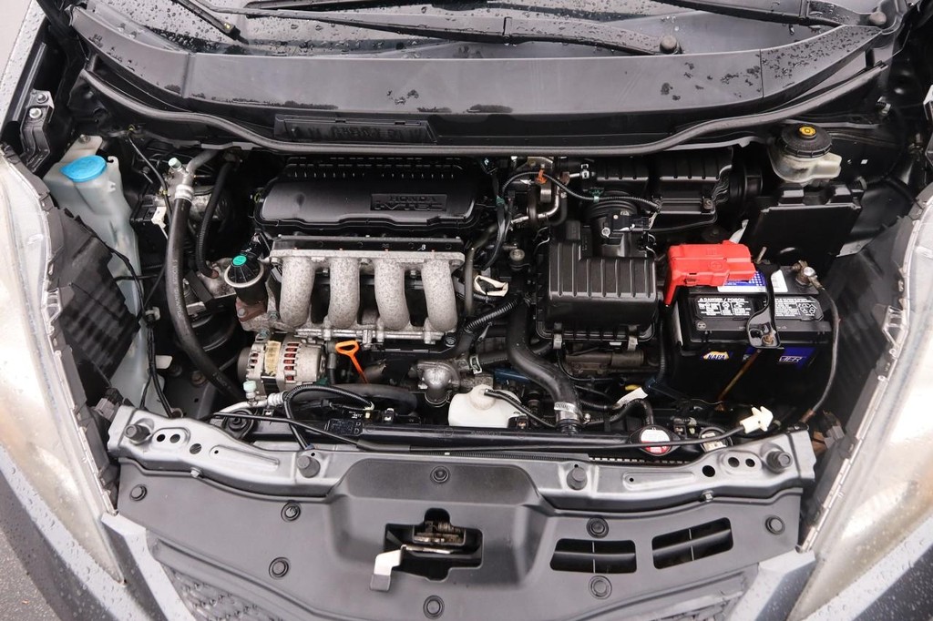 Honda Fit Vehicle Image 22