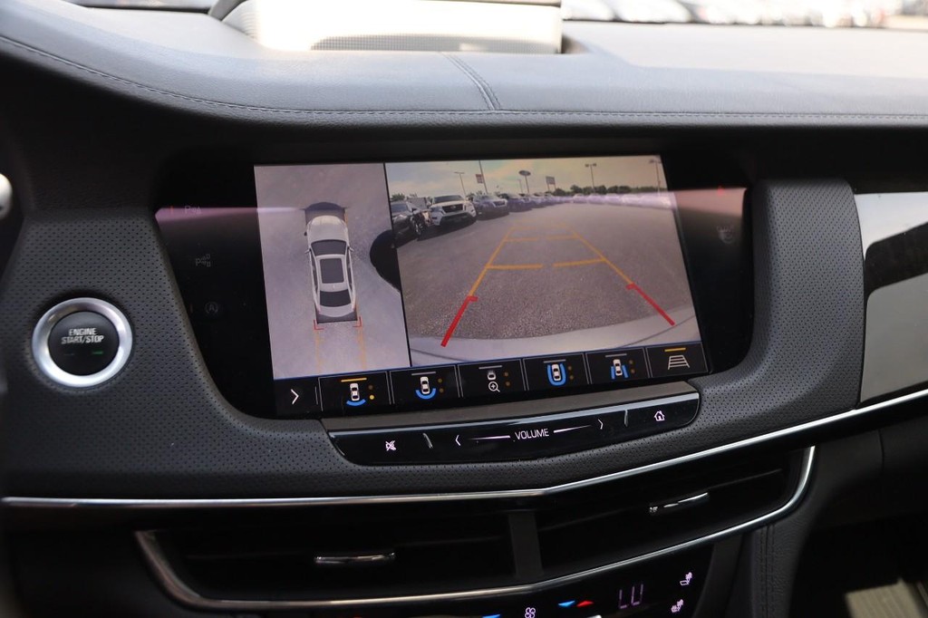 Cadillac CT6 Vehicle Image 19