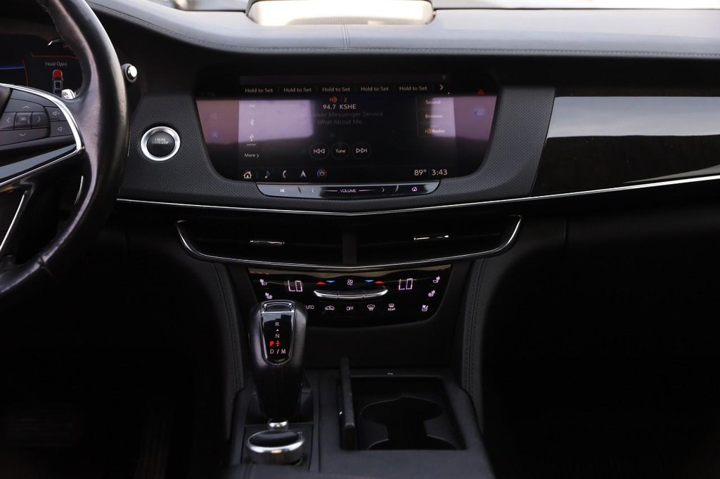 Cadillac CT6 Vehicle Image 28