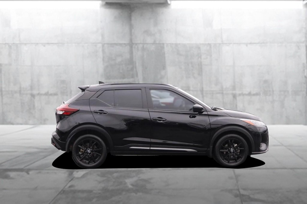 Nissan Kicks Vehicle Image 05
