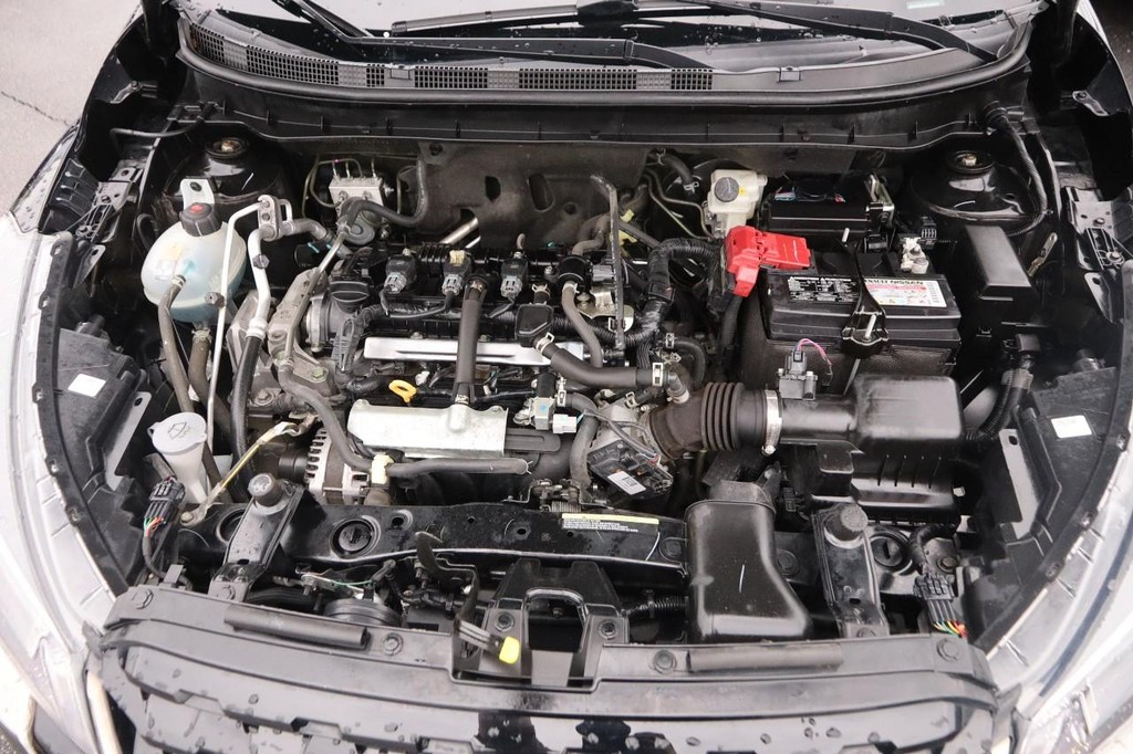 Nissan Kicks Vehicle Image 26