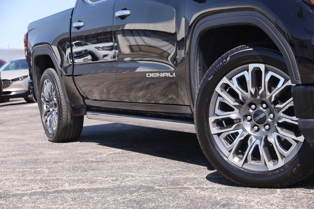 GMC Sierra 1500 Vehicle Full-screen Gallery Image 03