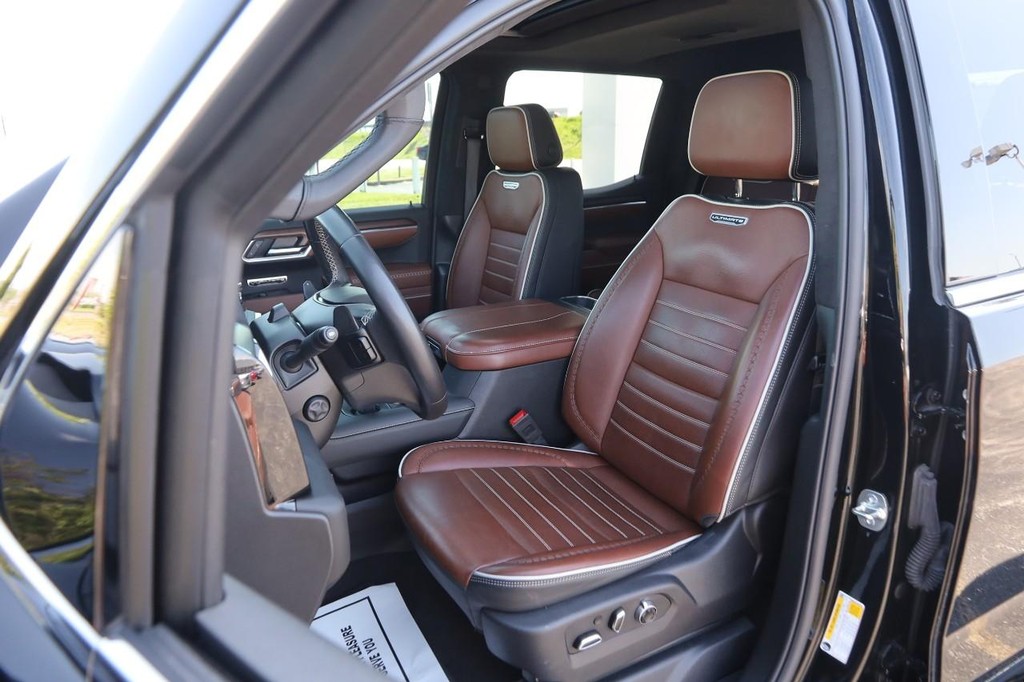 GMC Sierra 1500 Vehicle Full-screen Gallery Image 10