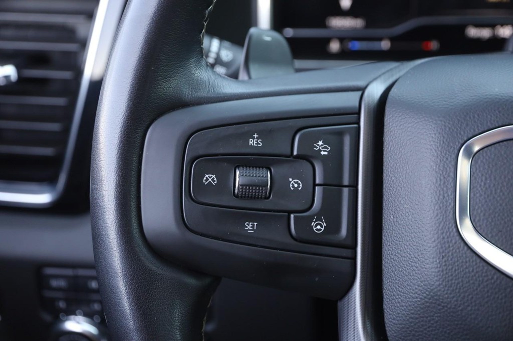 GMC Sierra 1500 Vehicle Full-screen Gallery Image 13