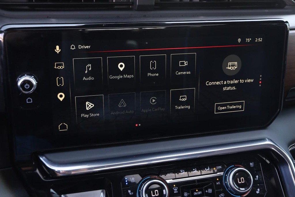 GMC Sierra 1500 Vehicle Full-screen Gallery Image 18