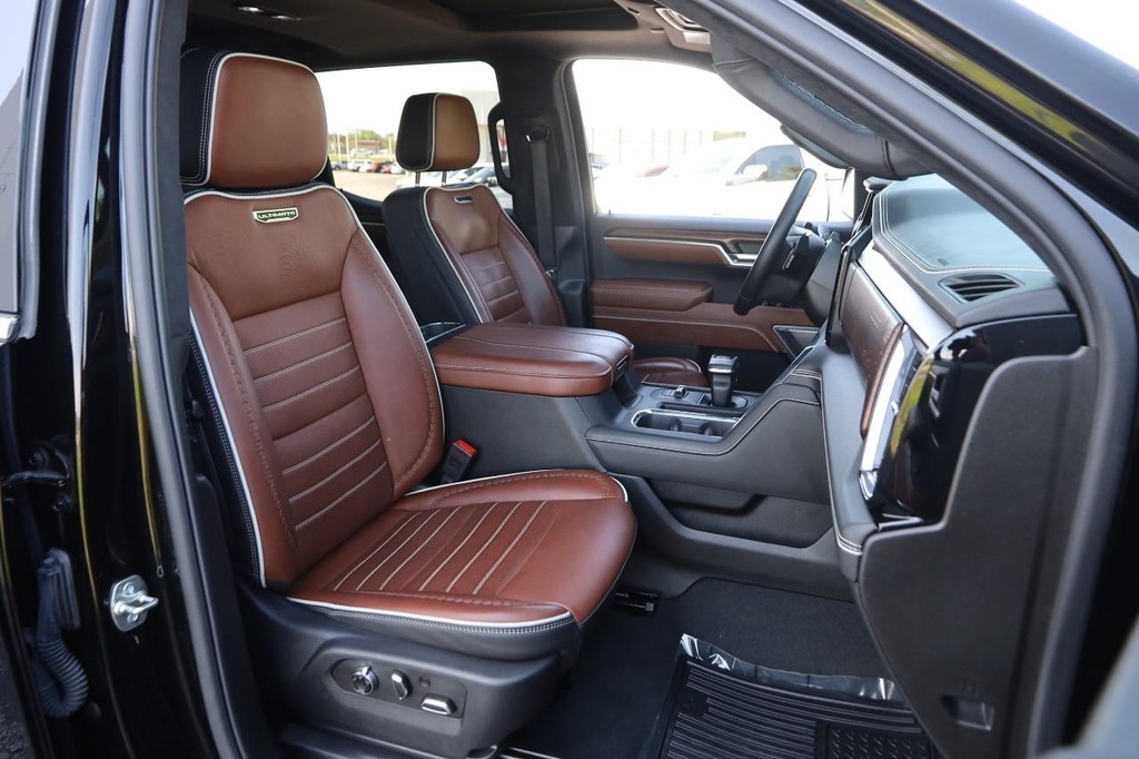 GMC Sierra 1500 Vehicle Full-screen Gallery Image 29