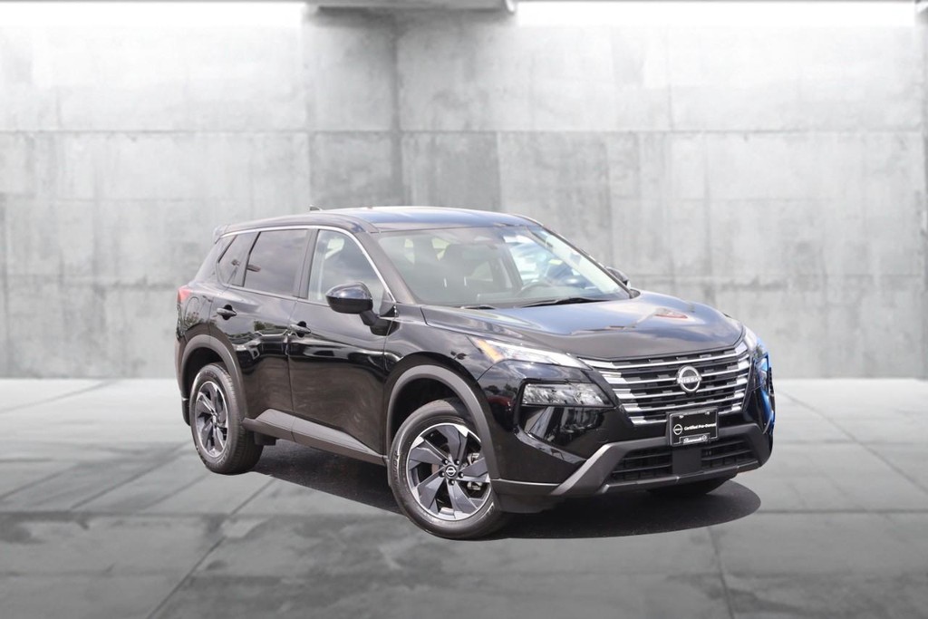 Nissan Rogue Vehicle Image 02