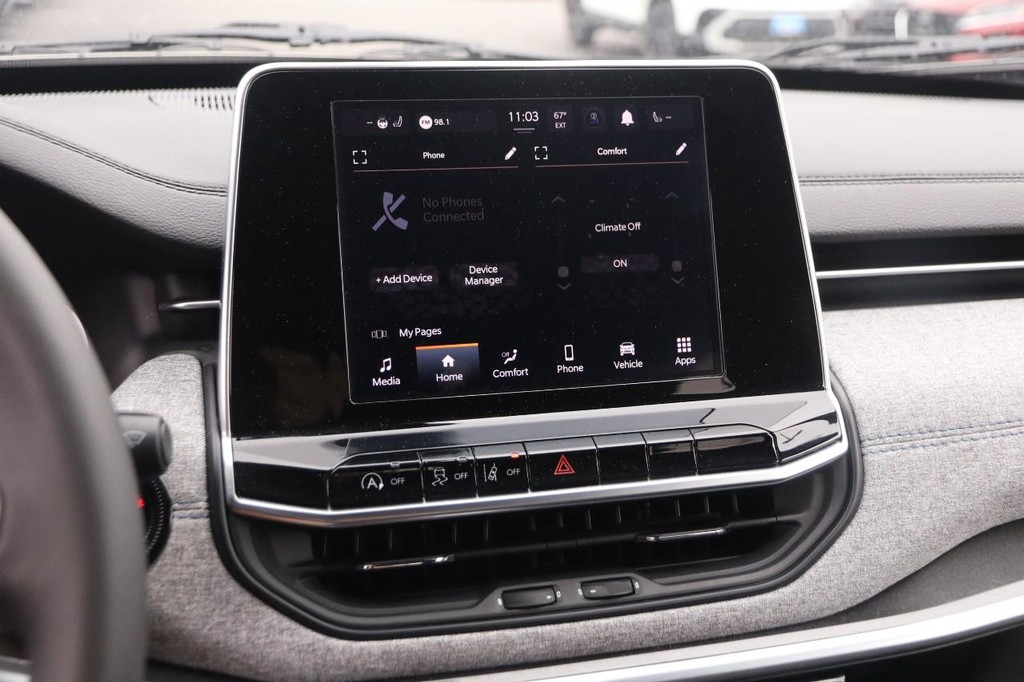Jeep Compass Vehicle Image 17