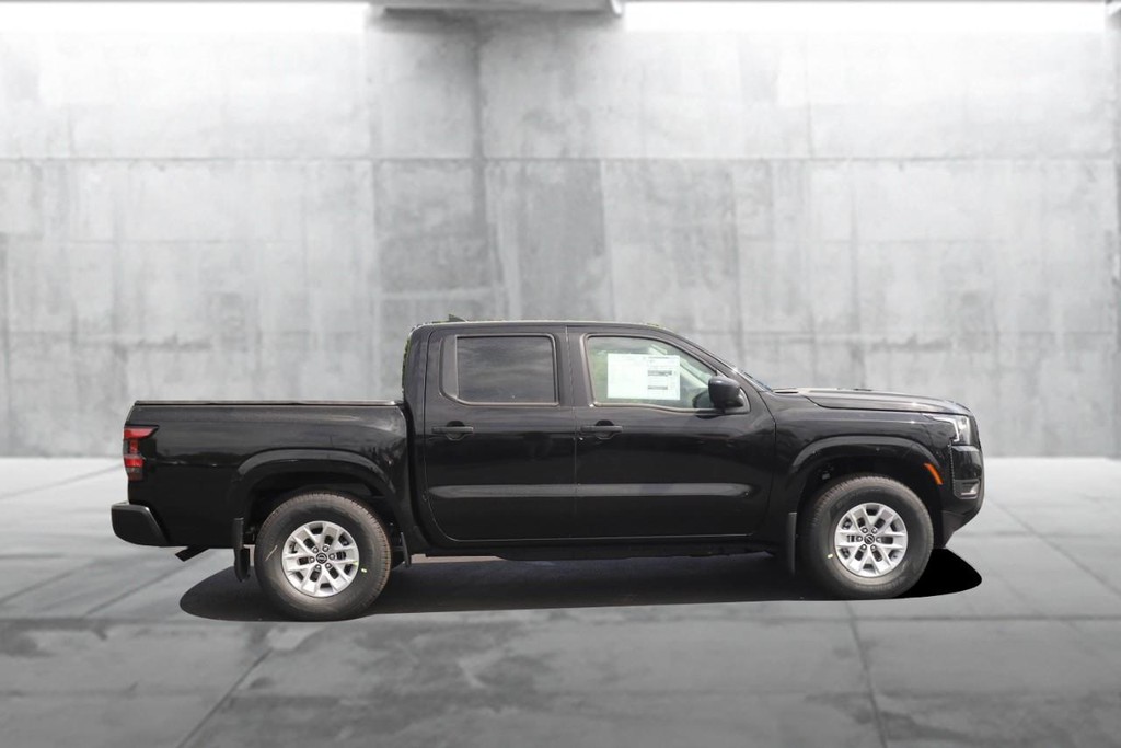 Nissan Frontier Vehicle Image 05