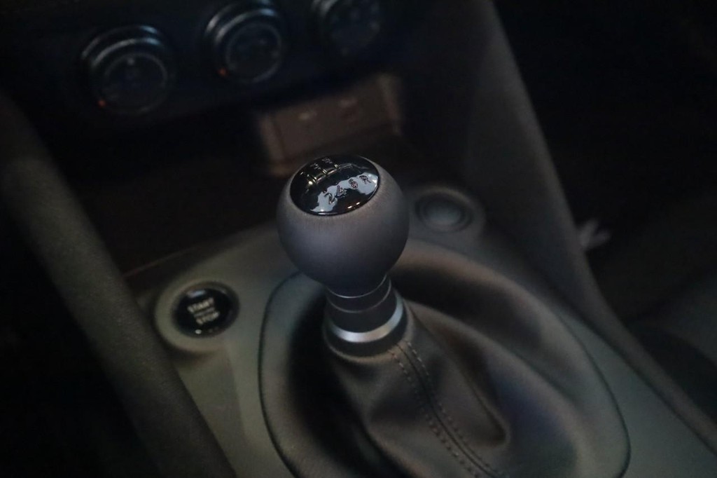 Nissan Z Vehicle Image 15
