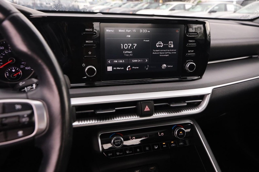 Kia K5 Vehicle Image 16